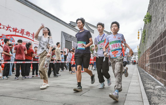 【早安，黄山】黄山市旅游一卡通年票（江浙沪版）今日开售 ‖ 屯溪区老旧小区改造稳步推进