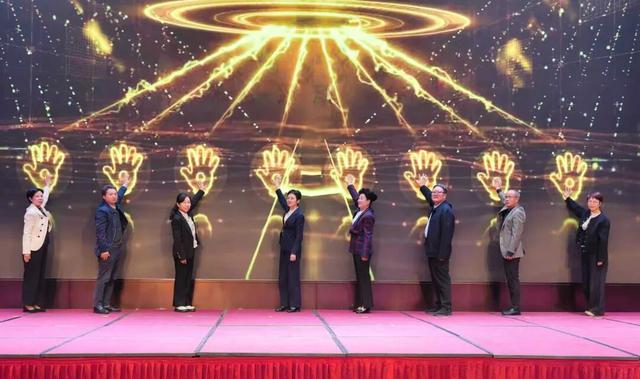 枞阳县举办“天地铜生 研学铜陵”铜文化研学旅游采风行活动