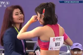 川妹子吴艳妮破全国纪录后哭了图片
