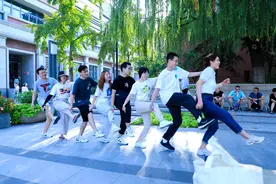 发现了吗？传统相亲式联谊已落伍，年轻人正流行这样的交友活动图片