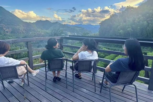 包慧怡：酉田村译事