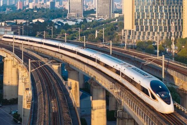 冷空气“冻”真格了！这份降温防护指南请收好，还有……