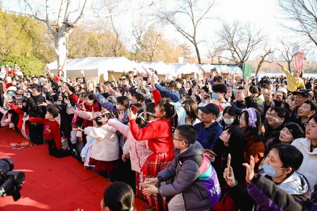 历下呈祥 马年纳福丨大明湖新春庙会解锁泉城新春民俗盛宴