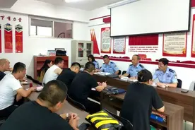 严守风险底线！莱州公安召开风险运输企业约谈会议图片