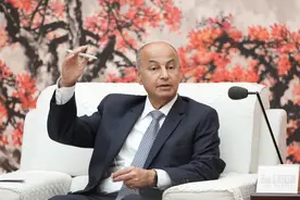 老朋友侯赛因的广州情缘 ——专访亚奥理事会总干事、世界泳联主席侯赛因·阿尔-穆萨拉姆图片