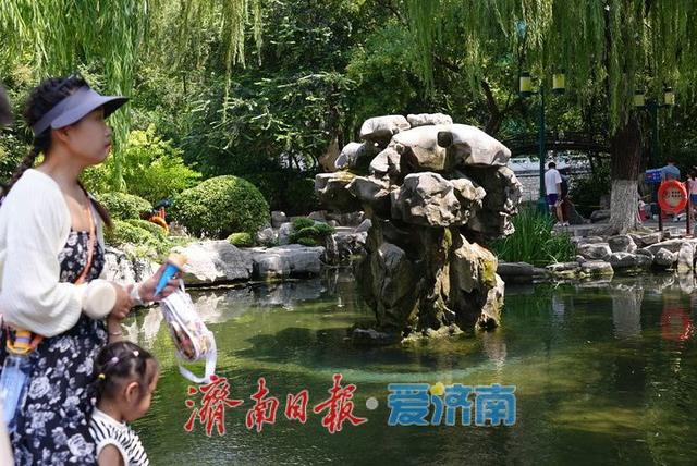 月牙泉复苏啦