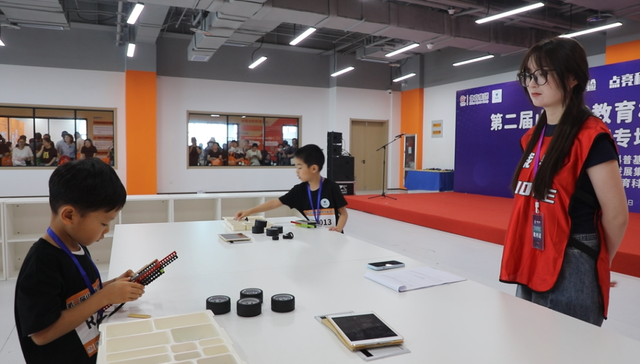【打卡青少年活动中心】第二届山东省教育机器人科技节日照专场在活动中心盛大启幕！