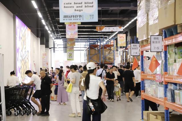 超24万人次都来玩，潮玩石排火爆国庆假期