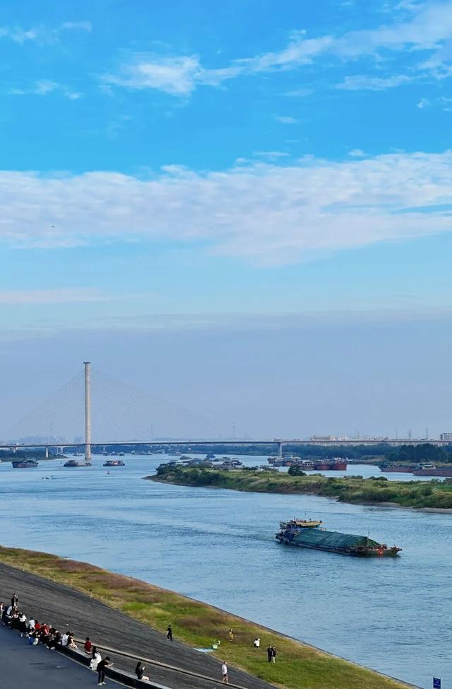 解锁「西南露营地图」！现在就出发！