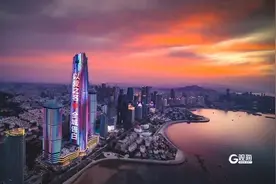 “520”新人免费游云上海天！青岛369米灯光秀全城告白“心跳加速的N个瞬间”图片