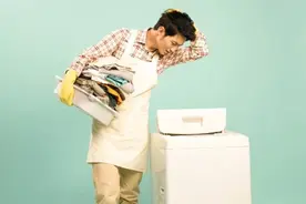 5个动作，可能让衣服越洗越脏！这些洗衣小妙招，您知道几个？图片