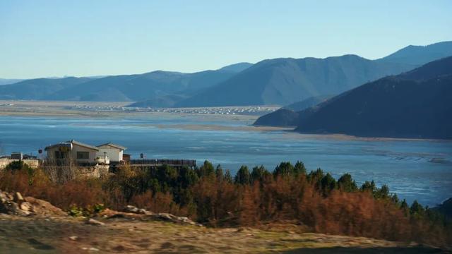 开通两周年！这趟民族风动车别错过！