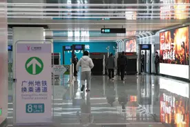 白云站带动邻近地铁站集散客流激增4倍，八号线明起加车图片