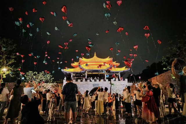 当千年驿道遇上Z世代 平阳坡南街的“逆生长”密码