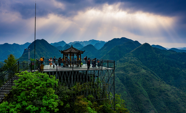 【秋游绥阳】解锁16℃的高山溶洞，震撼与温暖不期而遇！