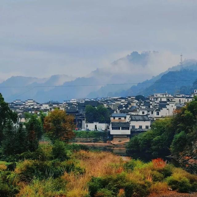 江西秋日自驾天花板，这几条公路带你驶入最美秋色！