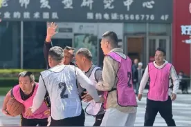 乌鲁木齐市水磨沟区举办篮球争霸赛图片