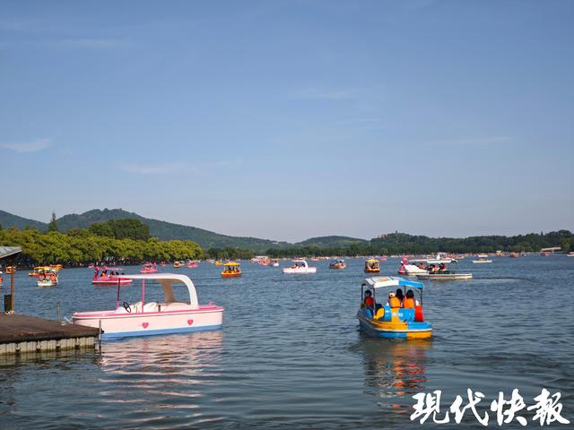 “五一”首日南京开启“人从众”模式，烟火气与文化味拉满