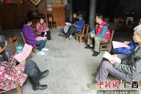 广西马山县人大代表助力筑牢森林防火防线图片