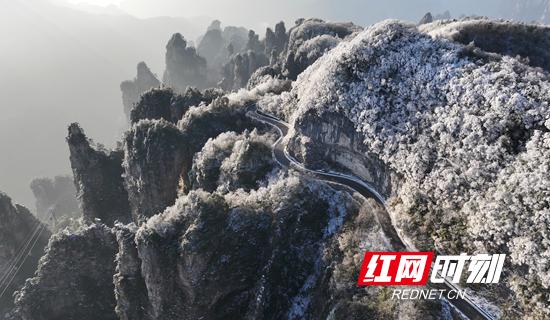 张家界国家森林公园雪过天晴景色美