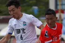 山南来信｜国内九支足球劲旅汇聚西藏山南“石榴籽杯”高原足球赛，湖北球队赞山美水秀图片