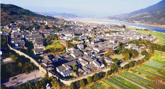 去“巴蜀第一县”,一脚踏入三国