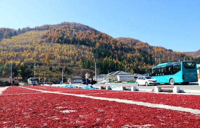 省媒看白山 | 吉林日报：玩转长白县，哪些地方你不得不去