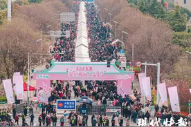 为期3天，徐州蟠桃山庙会火爆开启图片