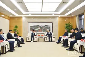 胡贺波会见竹子汽车、五江集团负责人一行图片