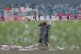 苏超有光 照亮我们平凡的拼搏路图片