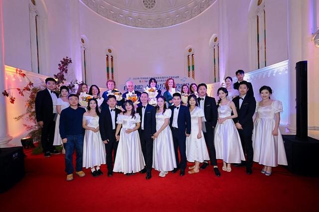 与中法古典音乐艺术季邂逅，这场婚恋主题活动在成都彭州白鹿音乐小镇甜蜜上演