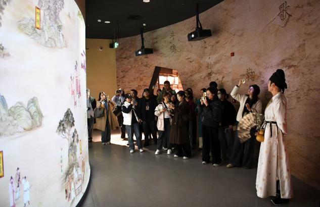 “诗道终南 心意长安”：曲江新区多维实践，让唐诗之都“活”起来