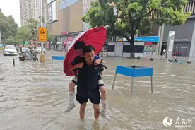 江西南昌：暴雨红色预警 启动强降雨天气救灾预警响应图片