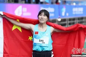 史逸婷亚残运会破世界纪录夺冠 家乡湖南桂阳为她喝彩图片