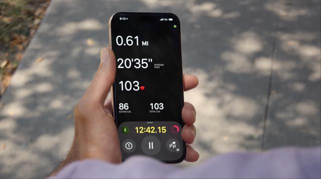 苹果iPhone 17直捅安卓老巢，库克终于大方了一把