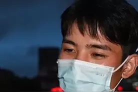 飞身跳桥救人的“领带小哥”找到了！是临沂兰陵小伙图片