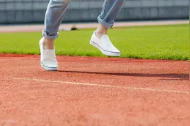 云南师大回应“田径场不再对外开放”：有偿使用，每人次10元图片