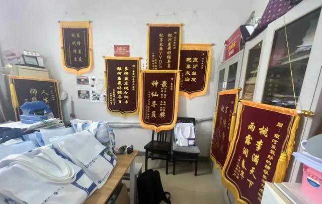 滴胶花标本 2026年鲜花滴胶标本教程