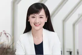 陪孩子写作业，家长如何把握好度？| 细说心语 · 一周热话题图片