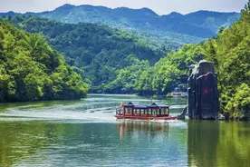 湖北20家景区官宣：背诗词免门票！图片