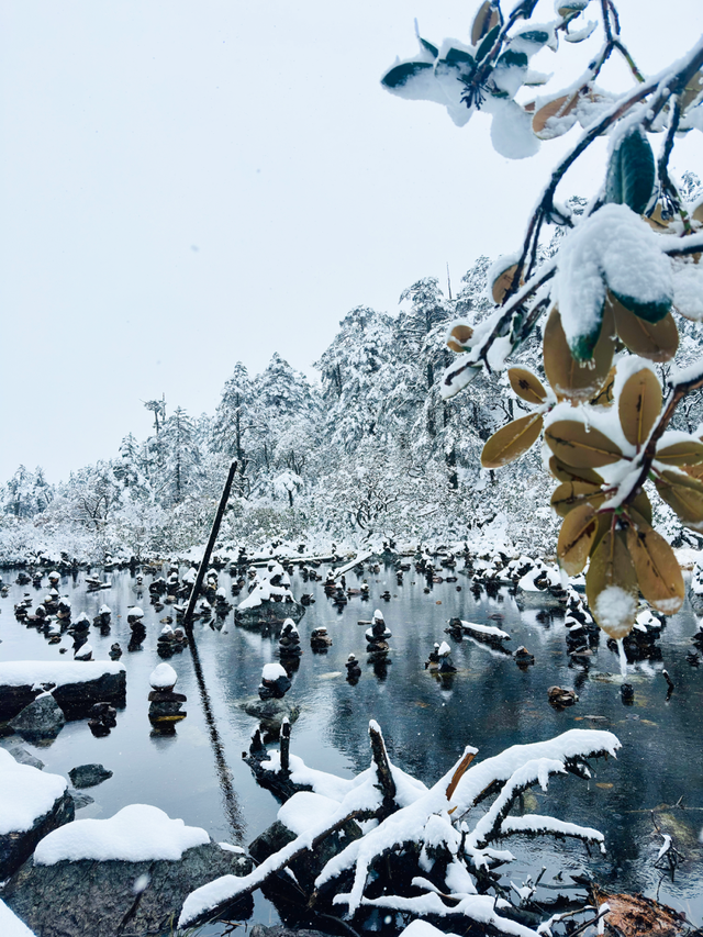 凉山冬日私藏路线，一天解锁“冰与暖”的双倍治愈