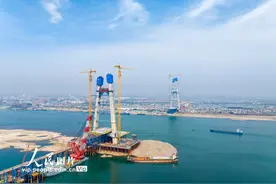 湖北宜昌：枝江长江大桥建设现场图片