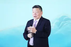 吴一龙谈肺癌迈向“治愈”：早是关键图片