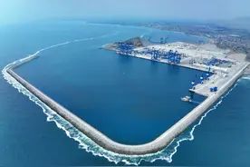 中交四航局高质量建设秘鲁钱凯港项目图片