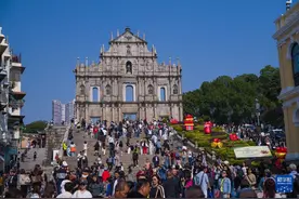 澳门回归祖国25周年丨漫步澳门历史城区 触摸文化交融脉搏图片