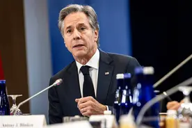 5亿军事融资前所未有，情报共享协定年底达成，美菲勾连给南海增加不确定性！图片