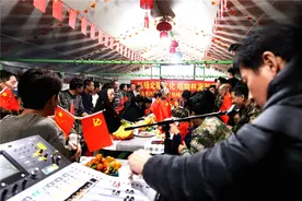 内蒙古大兴安岭乌兰牧骑到林海雪原深处慰问演出图片