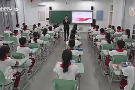 焦点访谈丨历时两年多修订 义务教育统编教材新在哪里？图片