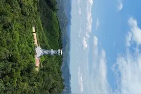 长株潭城际漫游丨夏日徒步法华山：遇见神仙级的“天池”与草原图片