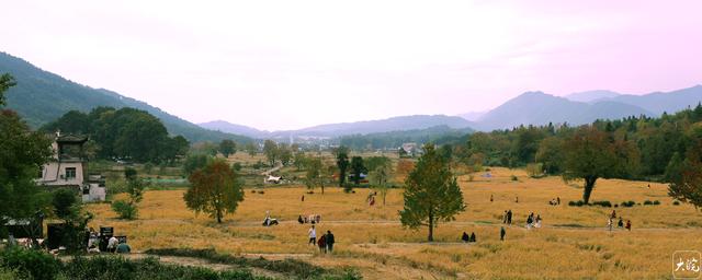 安徽黟县：斑斓塔川惹人醉